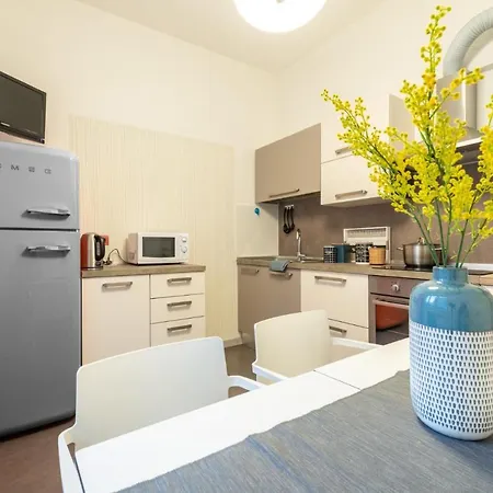 401-10 Minutes To Venice Apartamento